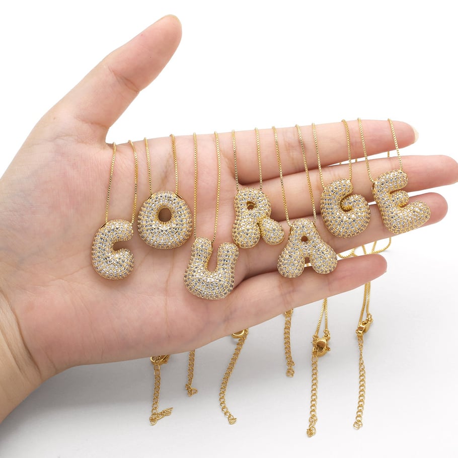 1 stuk Eenvoudige serie Eenvoudige letter Koper Goudkleurige vergulde zirkoon dames hanger kettingen Afbeelding3