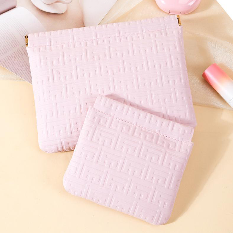 1 Piece Minimalist Series Multiuse Plaid High-capacity Women's Cosmetic Bags Picture9