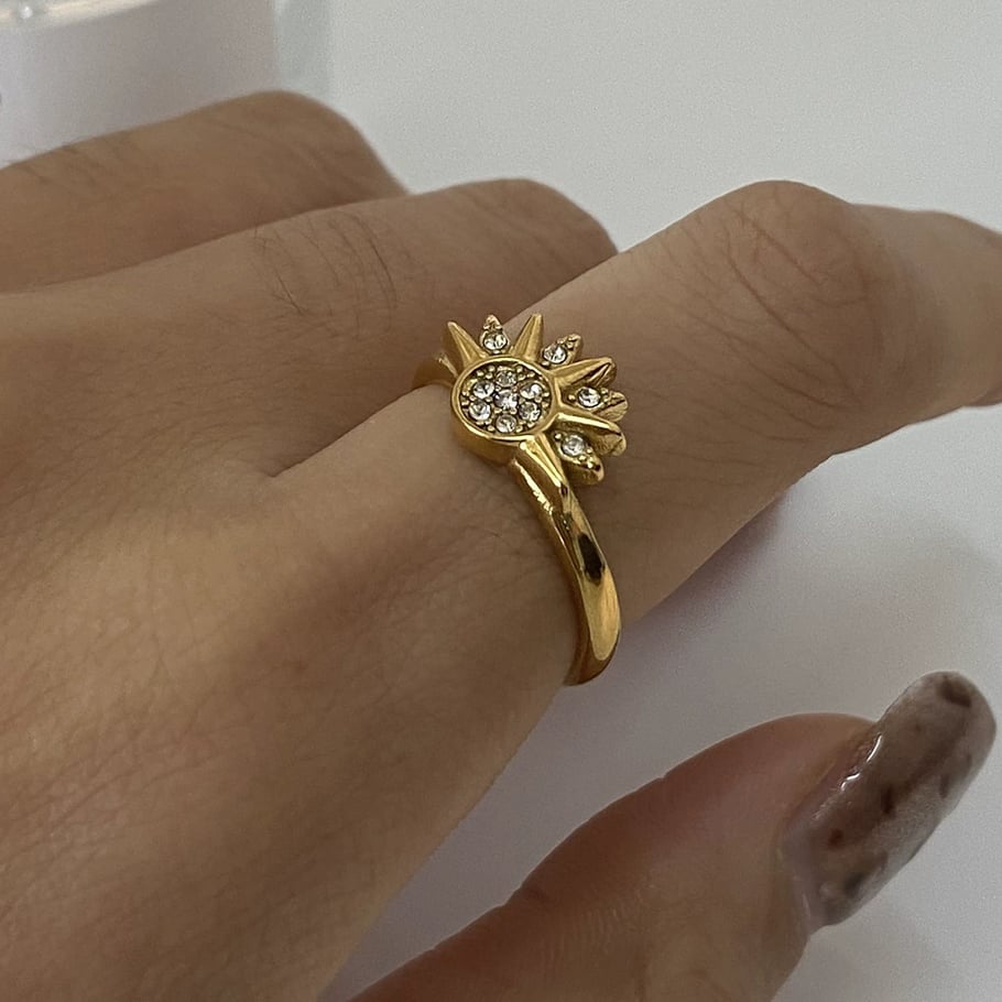 1 Paar verstellbare Ringe für Damen im Sonne/Mond-Stil der ethnischen Serie im Ins-Stil aus Edelstahl mit Goldbeschichtung Bild5