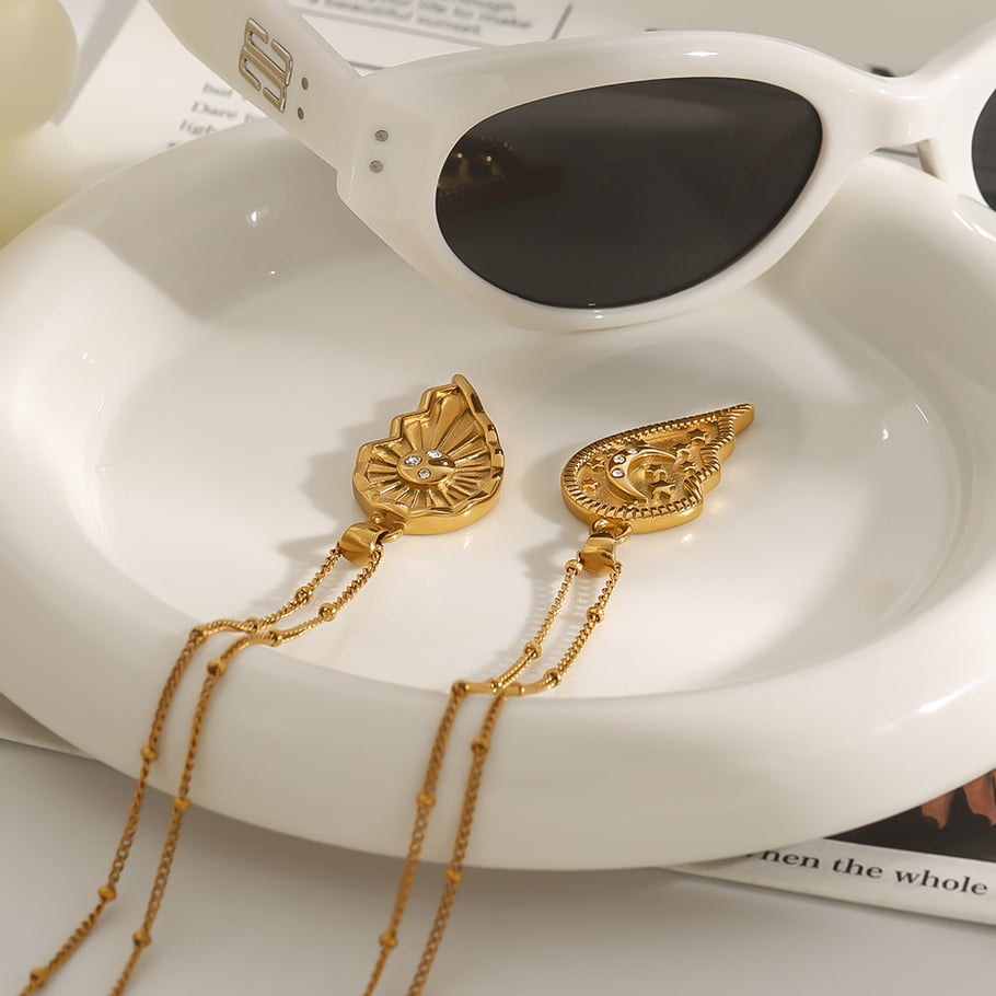 1 Piece Romantic Series Elegant Heart Couple Moon and Sun Stainless Steel Gold Color Women's Pendant Necklaces Picture6