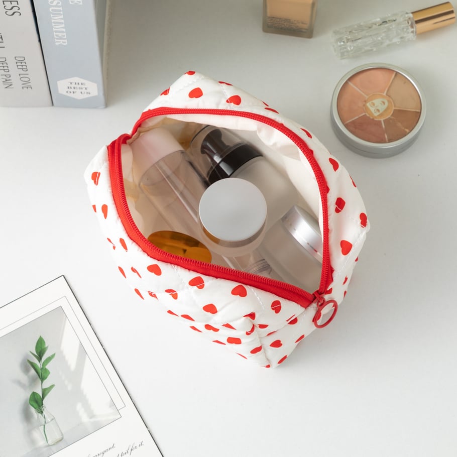 1 Piece Sweet Series Classic Heart Portable Large Capacity Toiletry With Random Printing Design Women's Cosmetic Bags Picture6