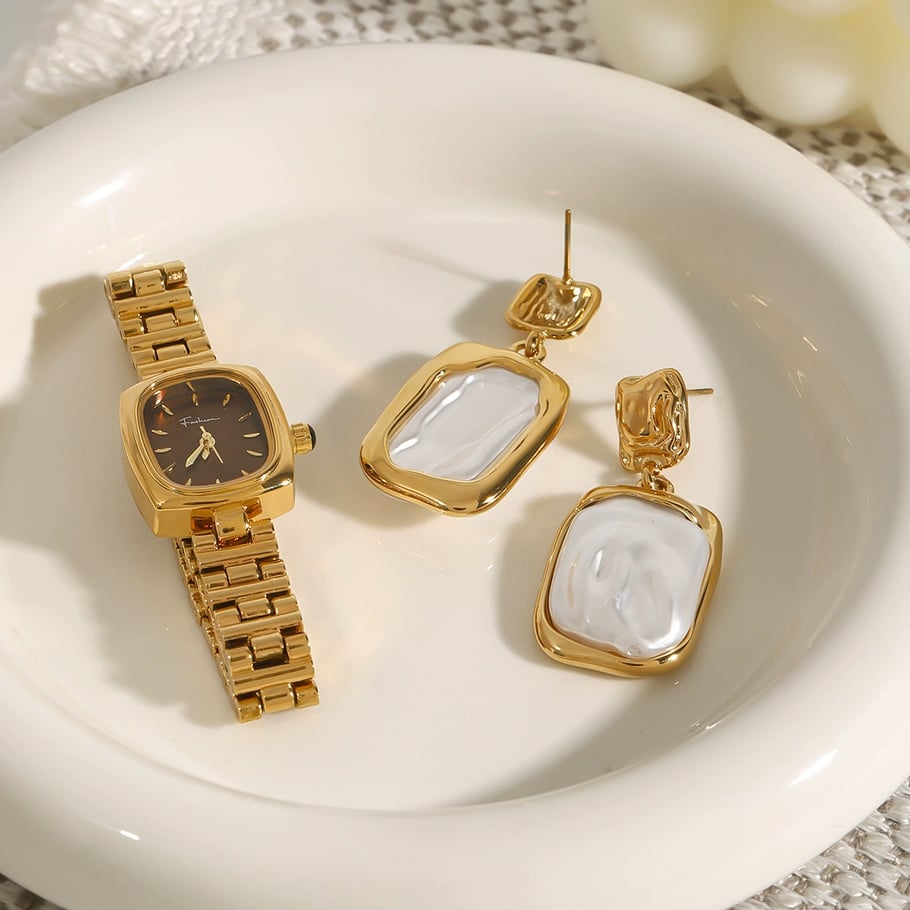 1 Pair Luxurious Series French Retro Block Stainless Steel Gold Color Elegant Women's Drop Earrings Picture5