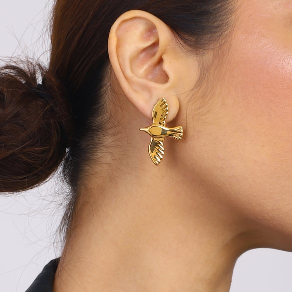 1 par de aretes de botón de acero inoxidable chapados en oro de 18 quilates con diseño de animales naturales de la serie romántica para mujer