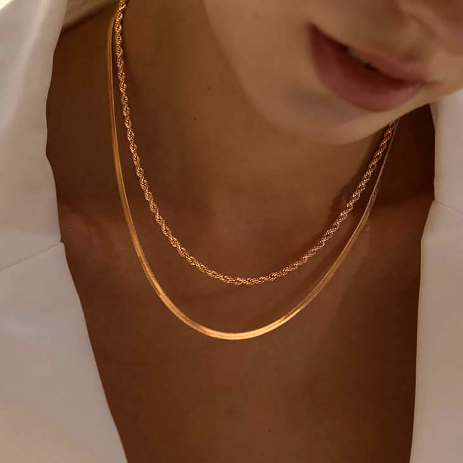 1 Stück Simple Series Lässige ringförmige Edelstahl-Halsketten mit 18 Karat Goldbeschichtung für Damen Bild6