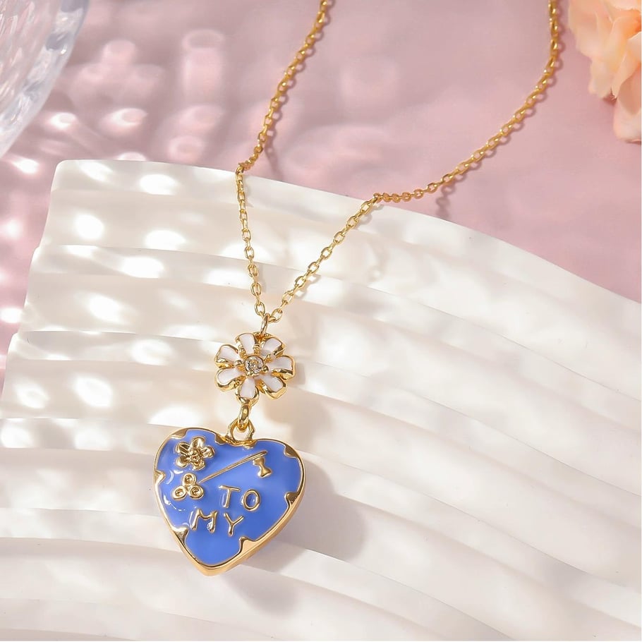 1 Piece Luxurious Series Vogue Heart Shape Drop Oil Gold Color Alloy Women's Pendant Necklaces Picture5