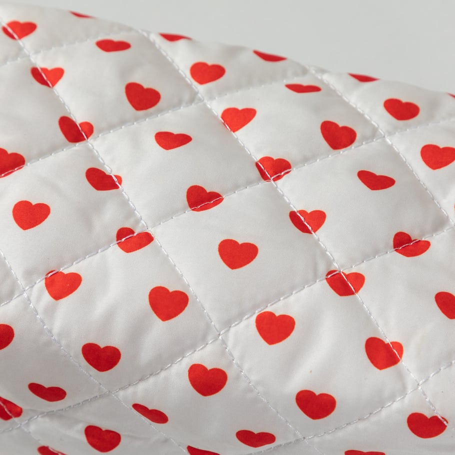 1 Piece Sweet Series Classic Heart Portable Large Capacity Toiletry With Random Printing Design Women's Cosmetic Bags Picture7