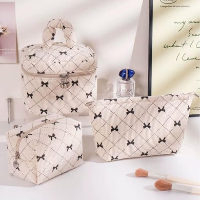 1 Piece Luxurious Series Sweet Bow Knot Corduroy Lightweight Women's Cosmetic Bags h5 Picture4