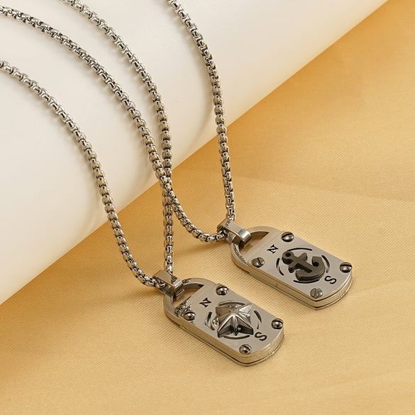 1 Pair Fashion Retro  Men's Necklace