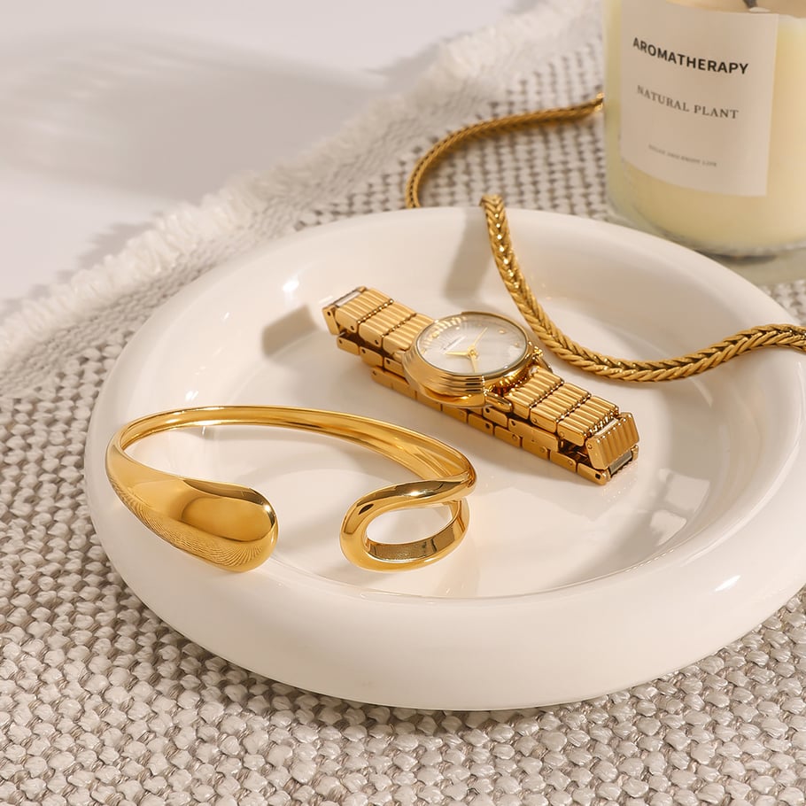 Pulseras de mujer de acero inoxidable chapadas en oro con diseño anular clásico de serie simple de 1 pieza Imagen4