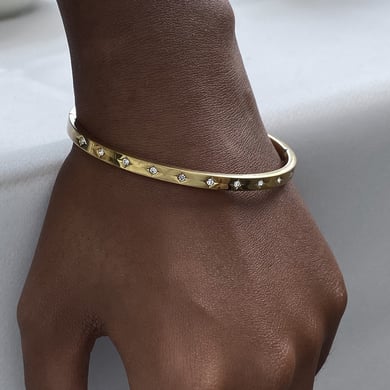 Pulseras de mujer de acero inoxidable chapadas en oro con diseño anular simple, serie clásica, 1 unidad h5 Imagen7