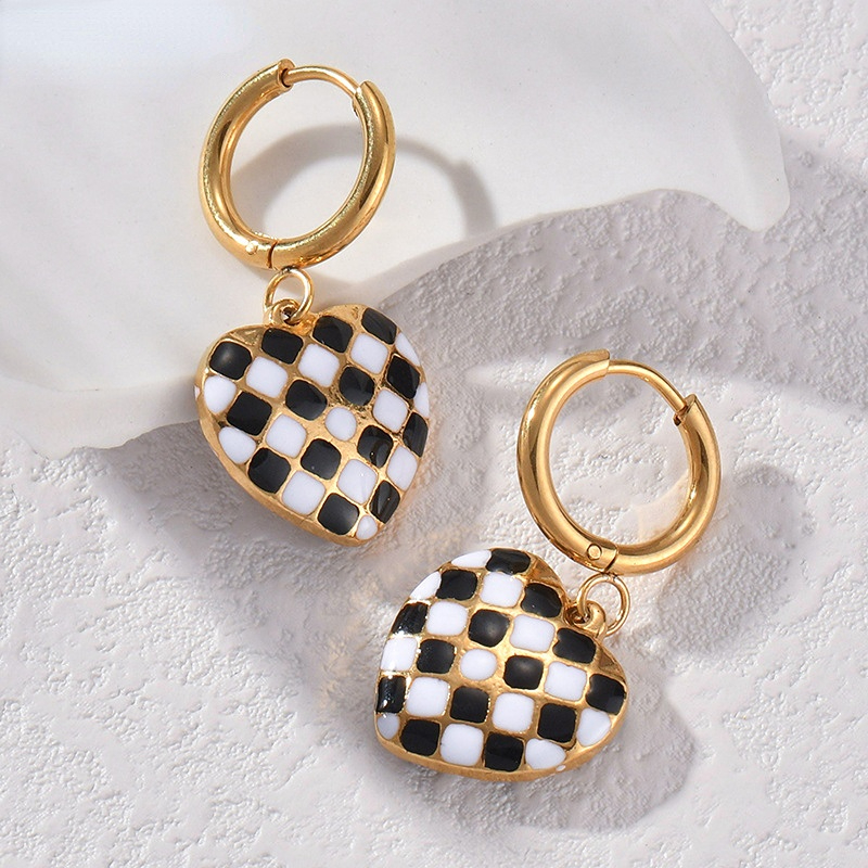 1 Pair Retro Checkerboard Color Heart Shape Gold Color Stainless Steel Women's Drop Earrings Picture6