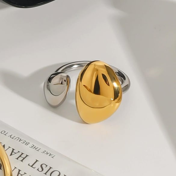 1 paio di anelli singoli da donna in acciaio inossidabile anulare di alta qualità, serie semplice, placcati in oro