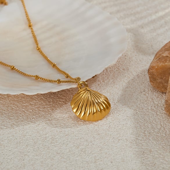1 Piece Classic Series Retro Conch Stainless Steel Gold Color Women's Pendant Necklaces 2