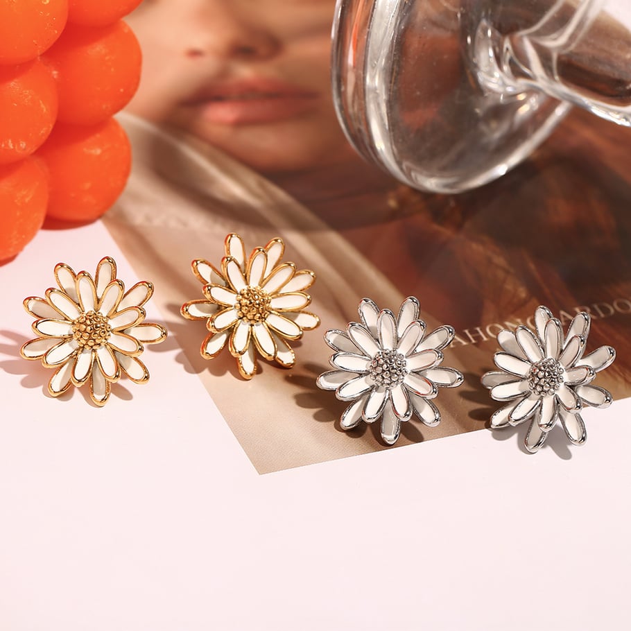 1 Pair Romantic Series Natural Flower Stainless Steel   Gold Color  Women's Stud Earrings Picture6