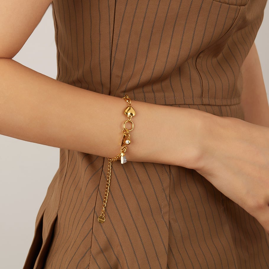 1 Piece Exquisite Series Stylish Heart Stainless Steel Gold Color Women's Charm Bracelets Picture8