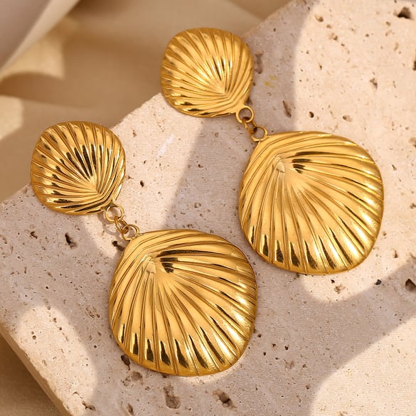 1 Pair Luxurious Series Natural Turtle Stainless Steel   Gold Color  Women's Drop Earrings