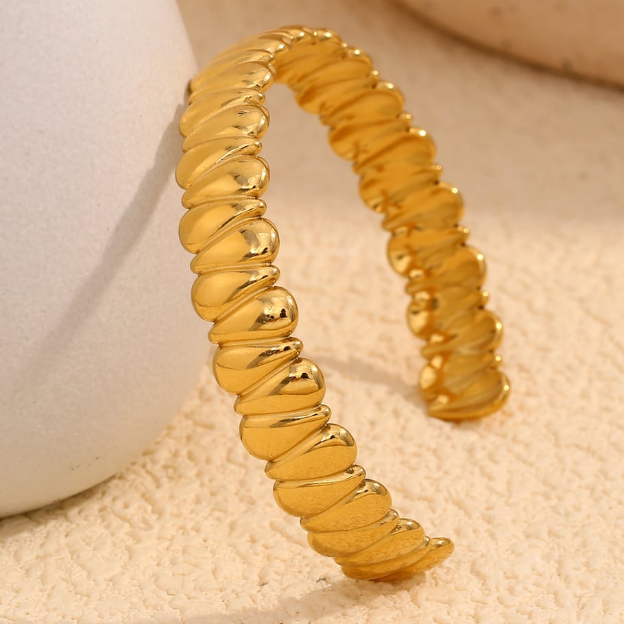 1 Piece Simple Series Classic Droplet Stainless Steel   Gold Color  Women's Bangles Picture7