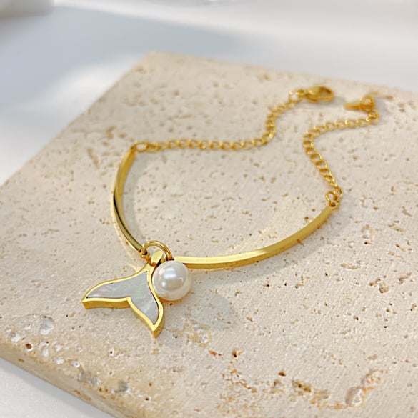 1 Stück Simple Series Tägliche geometrische Edelstahl Gold Farbe Damen Charm Armbänder 2