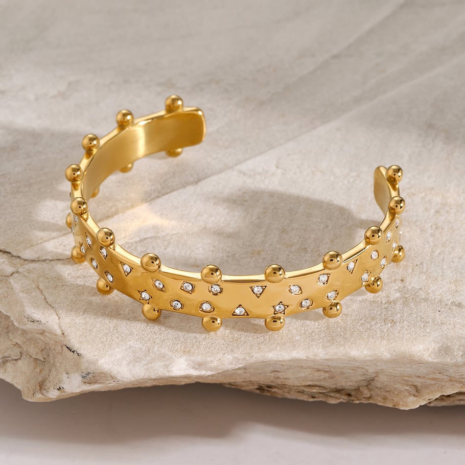 1 brazalete de acero inoxidable dorado con pentagrama retro de lujo para mujer. Imagen6
