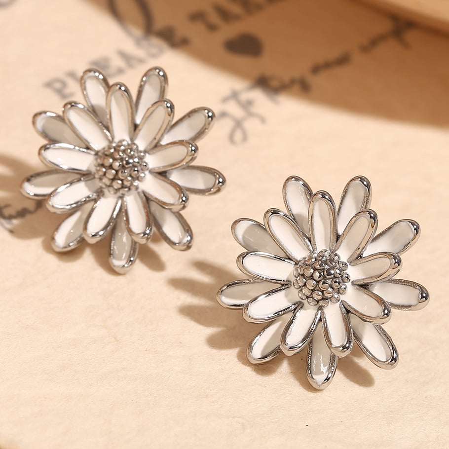 1 Pair Romantic Series Natural Flower Stainless Steel   Gold Color  Women's Stud Earrings Picture7