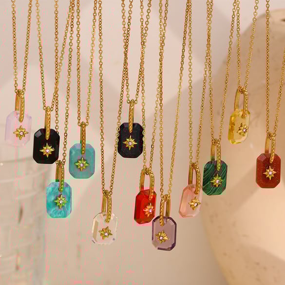1 stuk luxe serie retro vierhoekige roestvrij staal gouden kleur dames hanger kettingen 2
