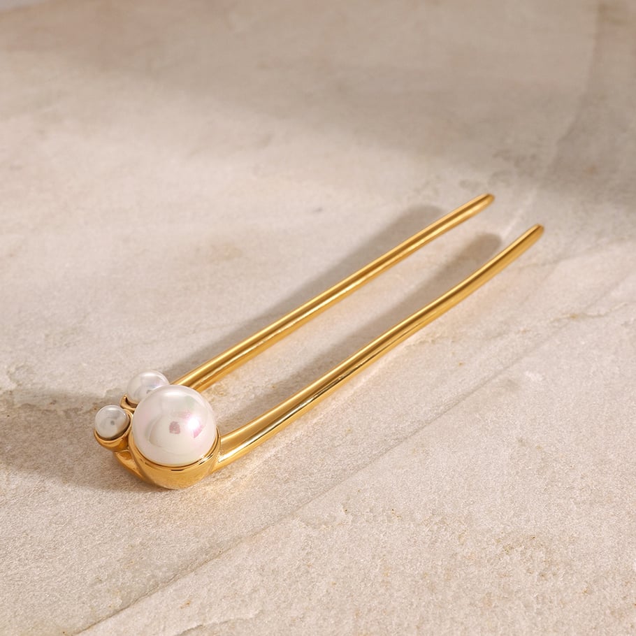 1 Paar Simple Series Elegante geometrische Haarspangen aus Edelstahl mit 18 Karat Gold überzogene Kunstperlen für Damen Bild5