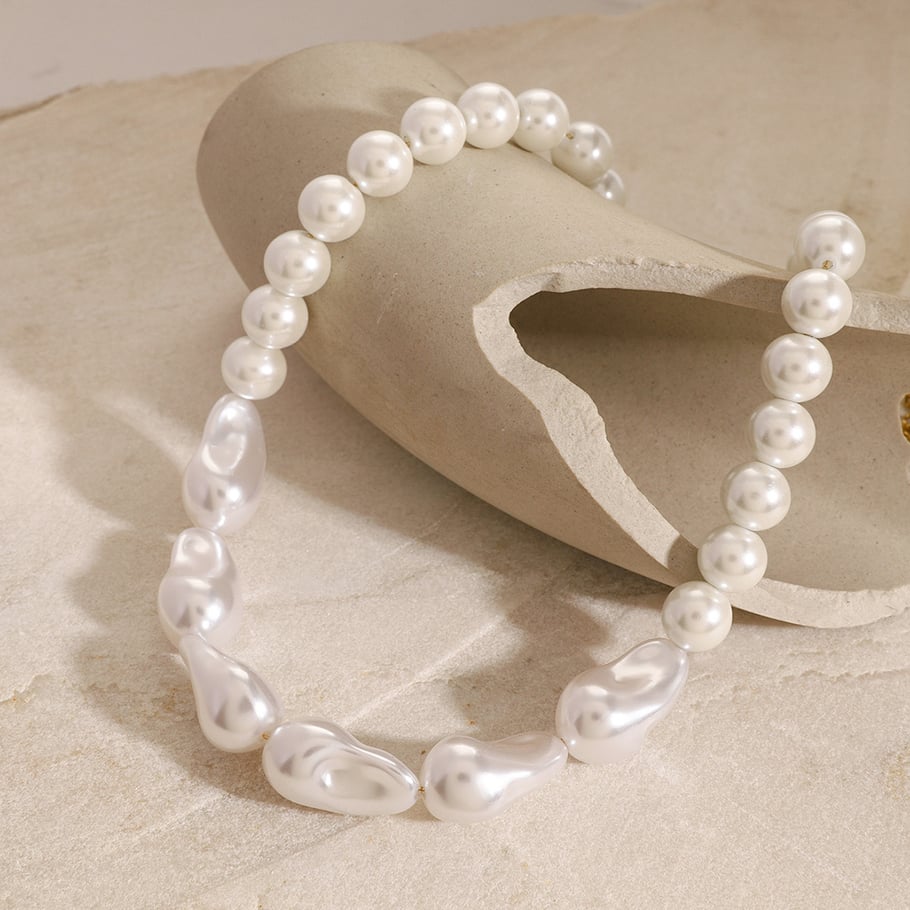 1 Stück Klassische Serie Elegante Perlen Edelstahl 18 Karat vergoldet Kunstperlen Damen Perlenketten Bild4