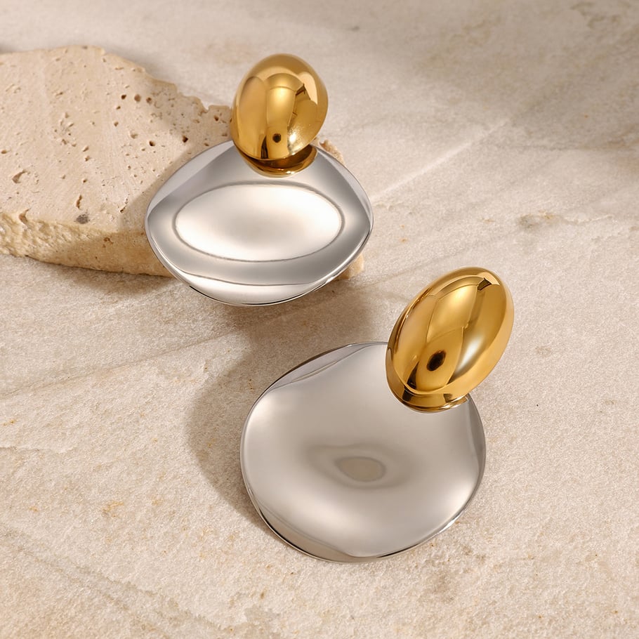 1 Pair Simple Series Europe and America round Stainless Steel 18K Gold Plated Women Stud Earrings Picture3