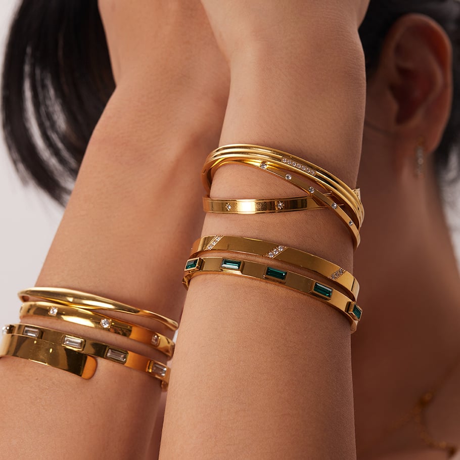 Brazaletes abiertos para mujer de acero inoxidable con incrustaciones de circonitas, estilo retro, simple y geométrico, chapado en oro de 18 quilates. Imagen5