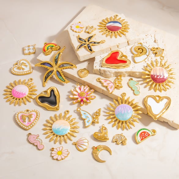 1 Piece Delicate Series Vacation Marine Element Oil-spot Glazing Stainless Steel Gold Color Women's Pendants 2
