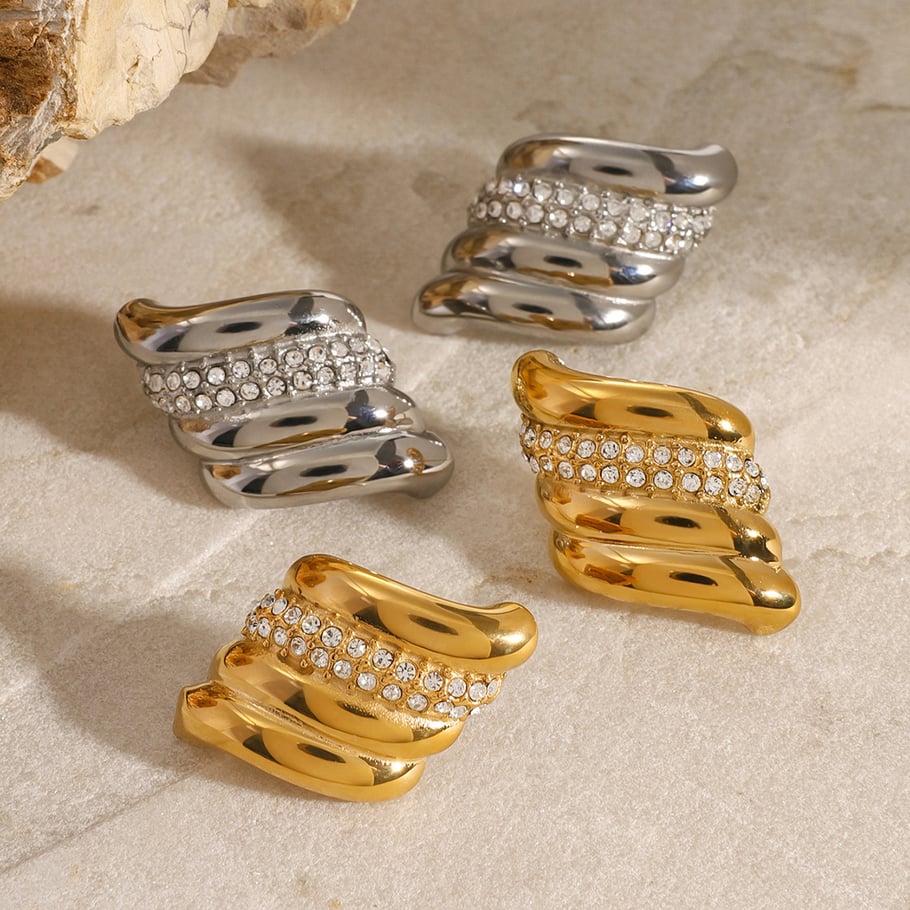 1 Pair Simple Series Simple Geometric Stainless Steel 18K Gold Plated Rhinestone Women Stud Earrings Picture3