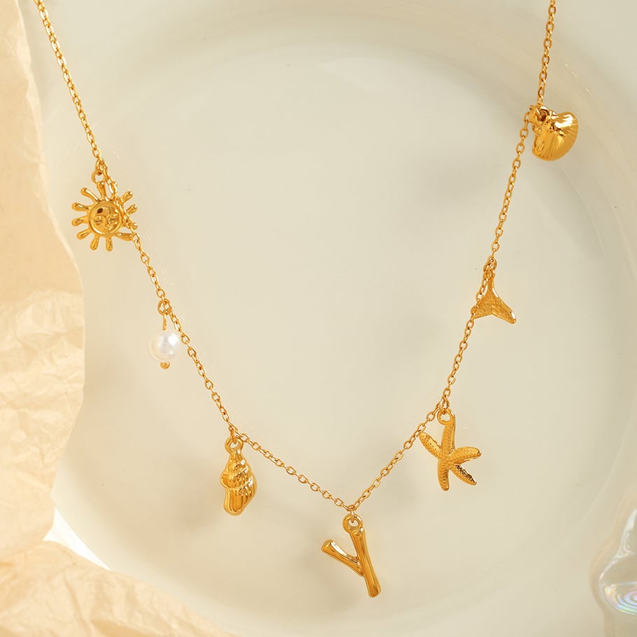 1 Piece Ethnic Series Vacation Letter Stainless Steel 18K Gold Plated Women Pendant Necklaces Picture4
