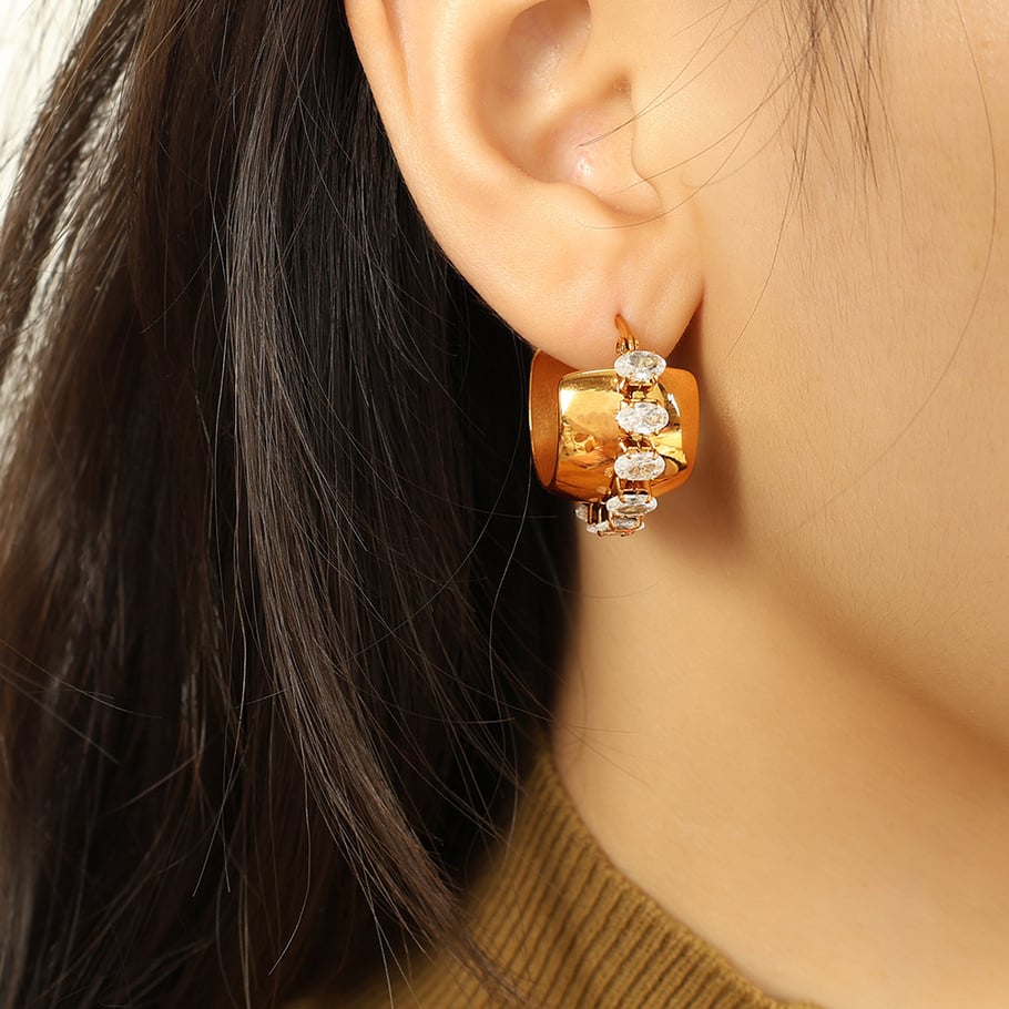 1 Pair Simple Series Retro Geometric Stainless Steel 18K Gold Plated Zircon Women Hoop Earrings Picture4