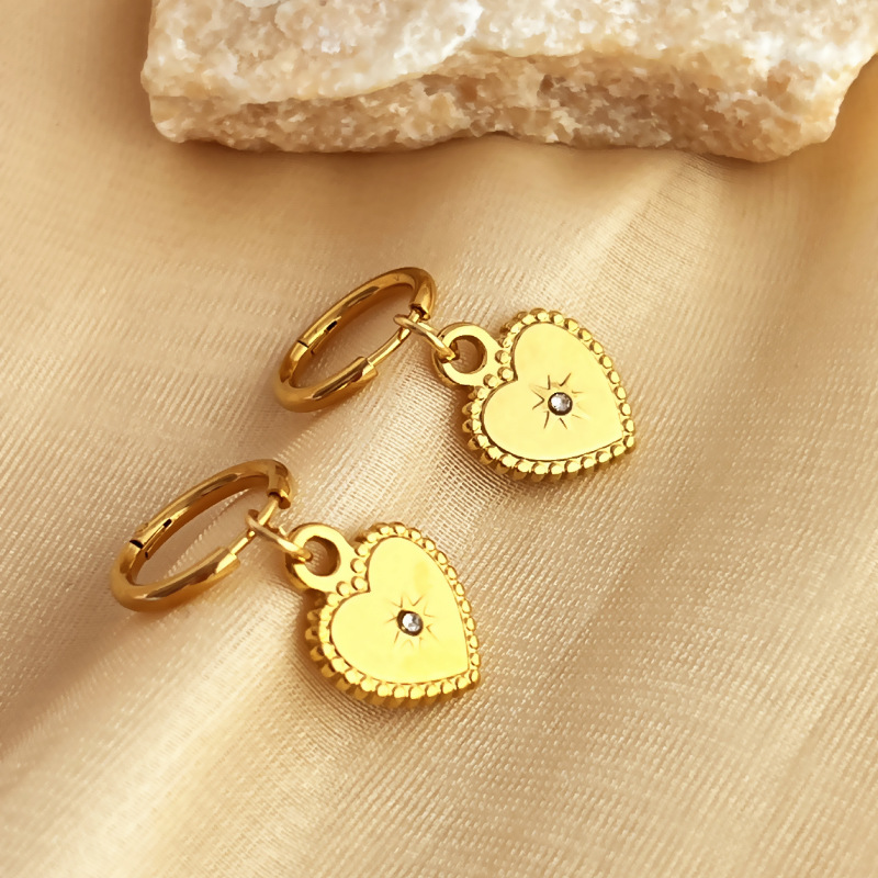 1 Pair Charming Series Retro Exquisite Heart Shape Stainless Steel Gold Color Women's Drop Earrings Picture6