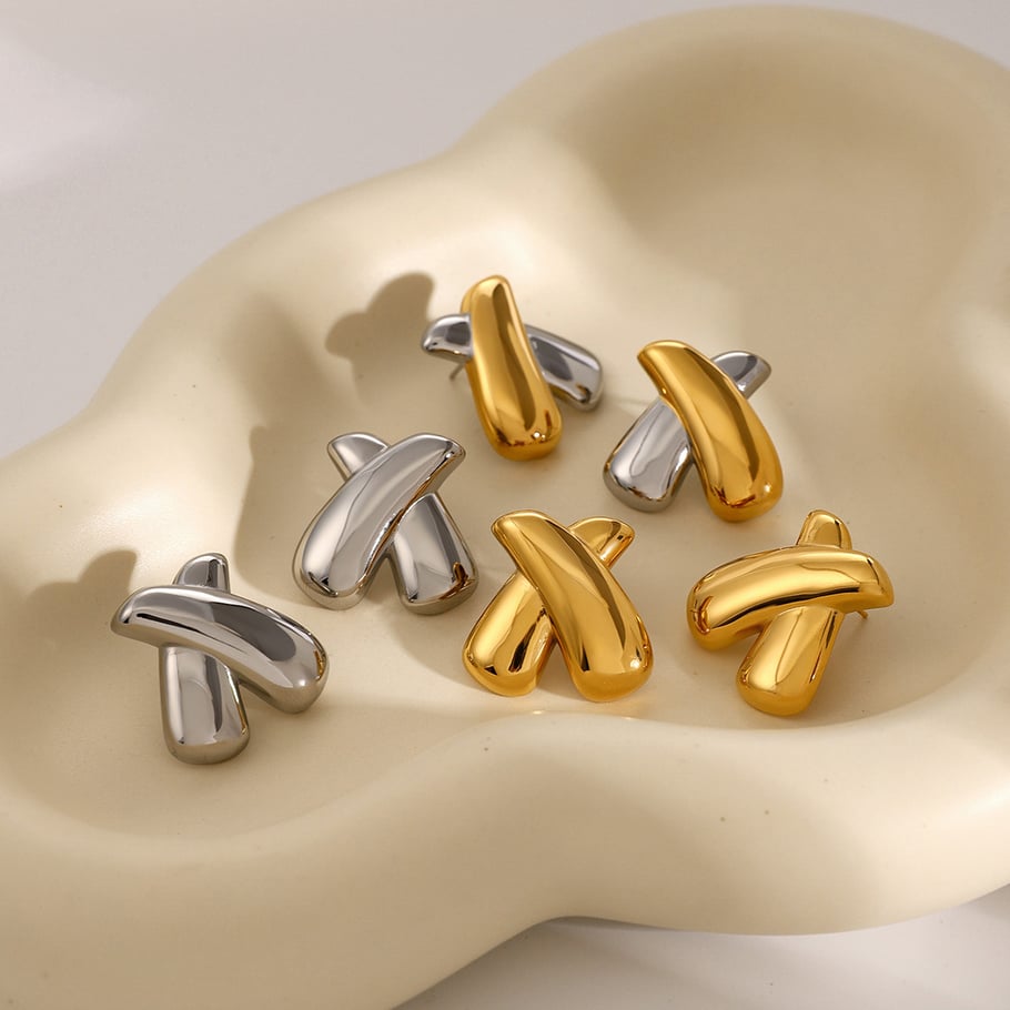 Boucles d&#39;oreilles en forme de X en acier inoxydable or 18 carats de style Ins, bijoux symétriques, plaqués sous vide, anti-décoloration et anti-allergiques Image2