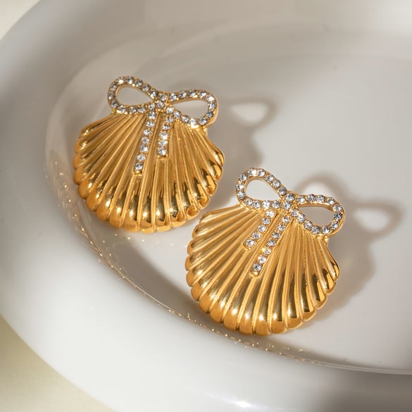 1 Paar Ohrringe aus 18 Karat Gold und Edelstahl mit eingelegtem Strass in Muschelform für Damen 2