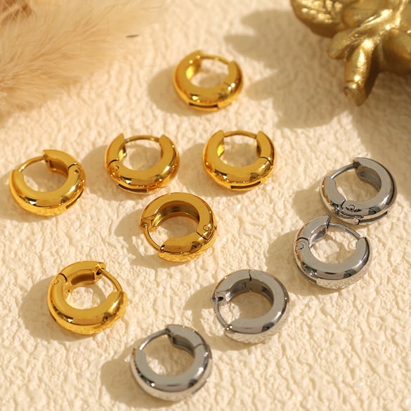 1 Pair Simple Series Classic Solid Color Stainless Steel 18K Gold Plated Women Hoop Earrings 2