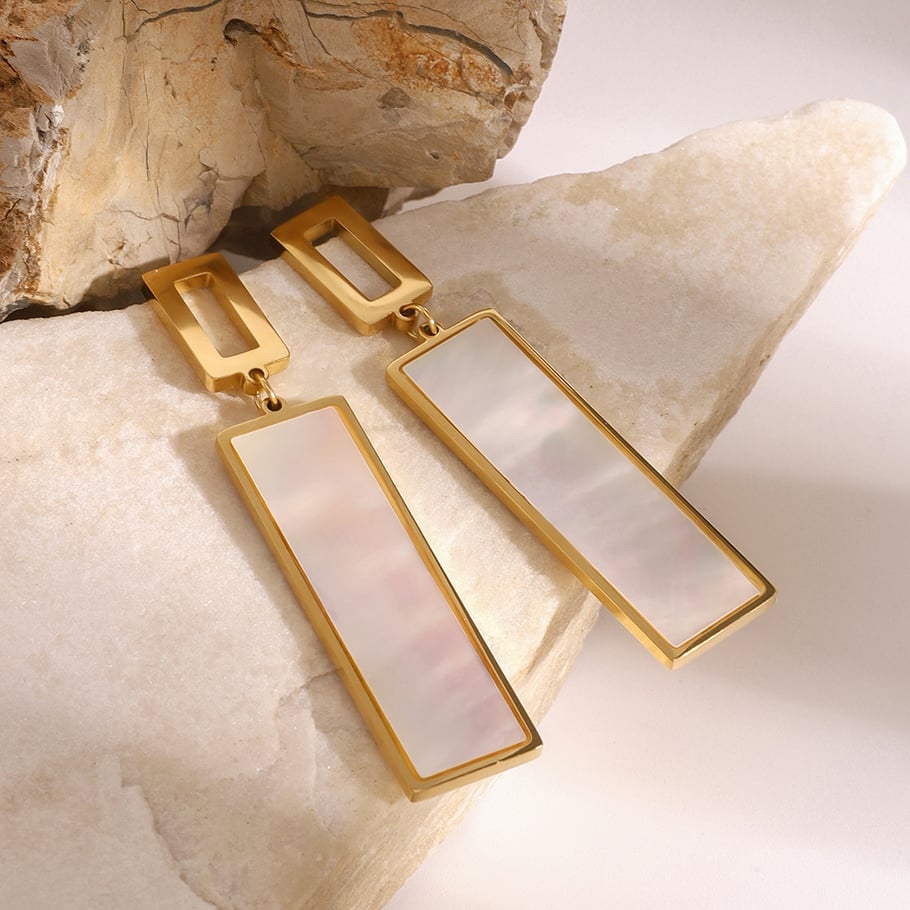 1 Pair Simple Series Classic Geometric Artificial Pearl 18K Gold Plated Shell Women Drop Earrings Picture3