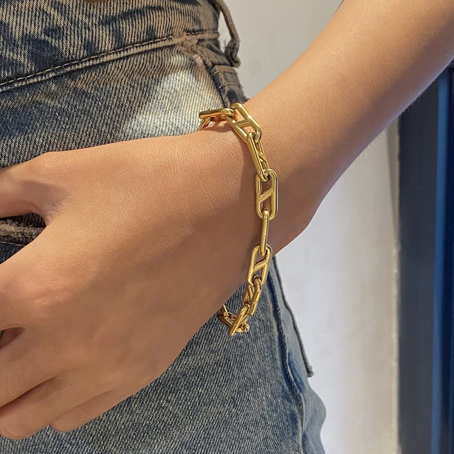 1 Stück Simple Series Klassische geometrische Edelstahl 18 Karat vergoldete Damen-Kettenarmbänder Bild3