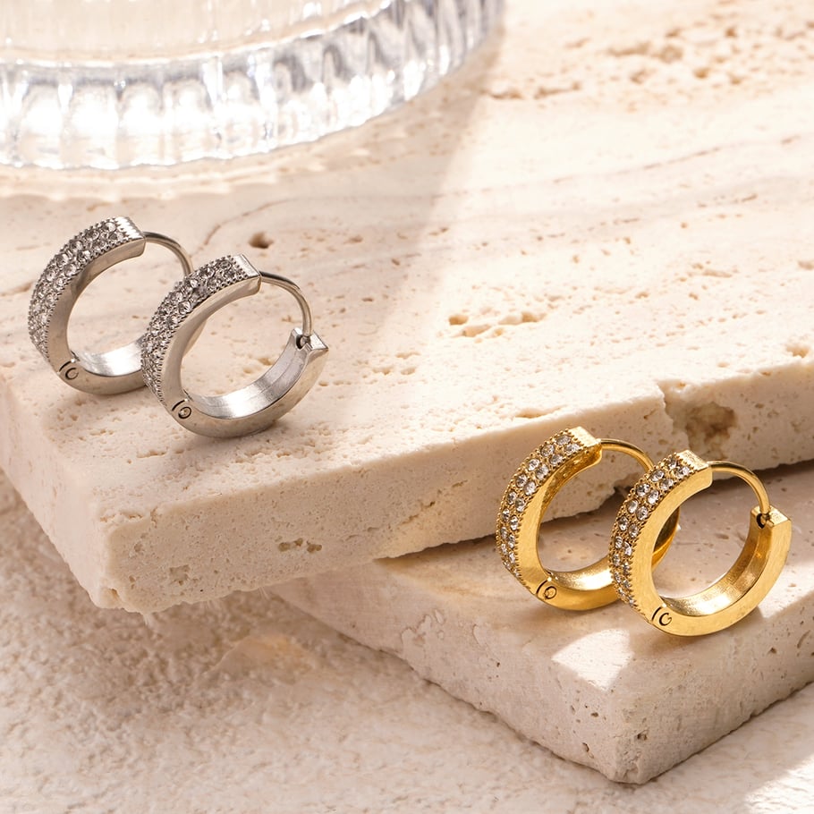 1 Pair Glamorous Series Elegant Solid Color Annular Titanium Steel Gold Color Women's Hoop Earrings Picture3