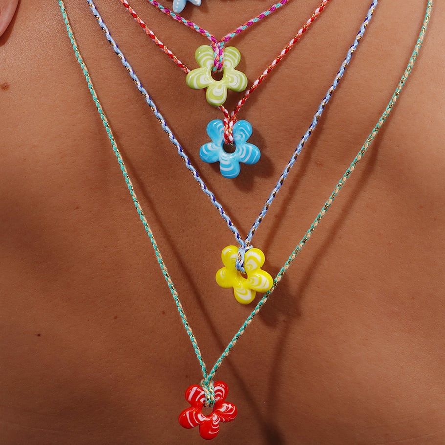 1 Piece Glamorous Series Sweet Ripple Textured Flower Glass Women's Pendant Necklaces Picture5