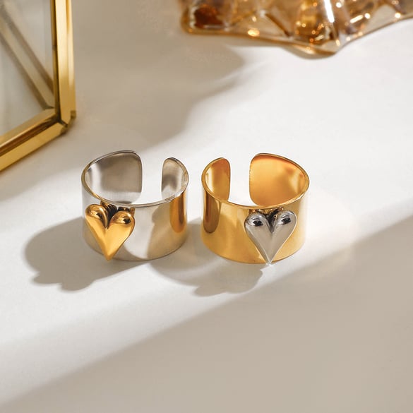 1 Pair Romantic Series Love Heart Fashionable Stainless Steel Gold and Silver Color Women's Adjustable Rings