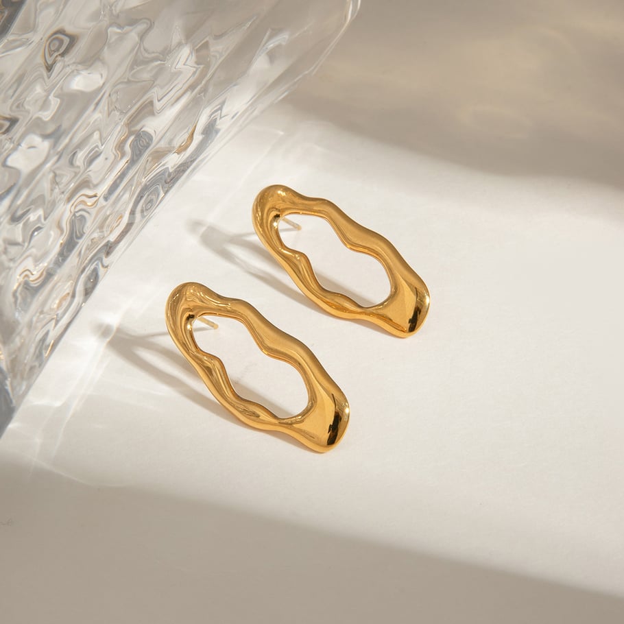 1 Paar ovale Ohrstecker aus Edelstahl der Classic-Serie im Originaldesign in Goldfarbe für Damen Bild6