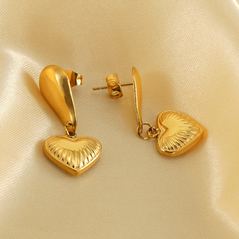 1 Pair Light Luxury Fashion All-match Love Women's Pendant Earrings Picture3