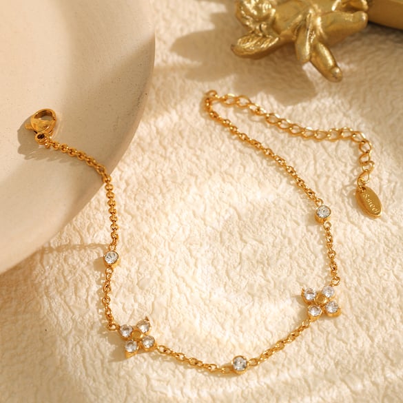 1 Piece Simple Series Simple Flower Stainless Steel 18K Gold Plated Zircon Women Charm Bracelets