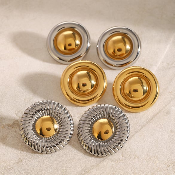 1 paire de boucles d&#39;oreilles à tige géométriques classiques en acier inoxydable plaqué or 18 carats pour femme