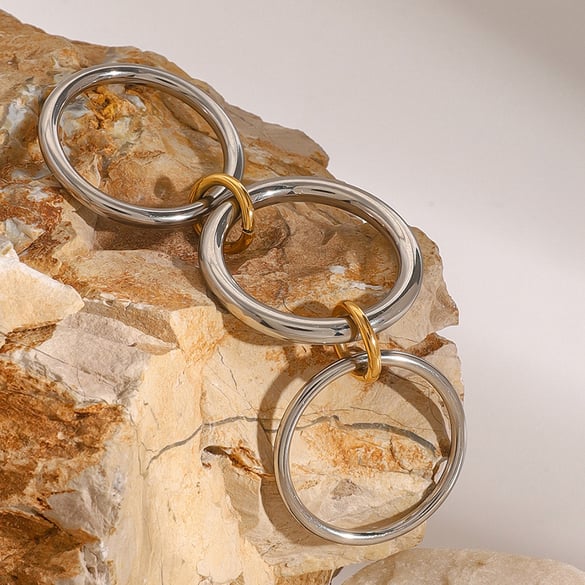 1 Pair Classic Series Moddern Annular Stainless Steel Gold and Silver Color Women's Single Rings 2