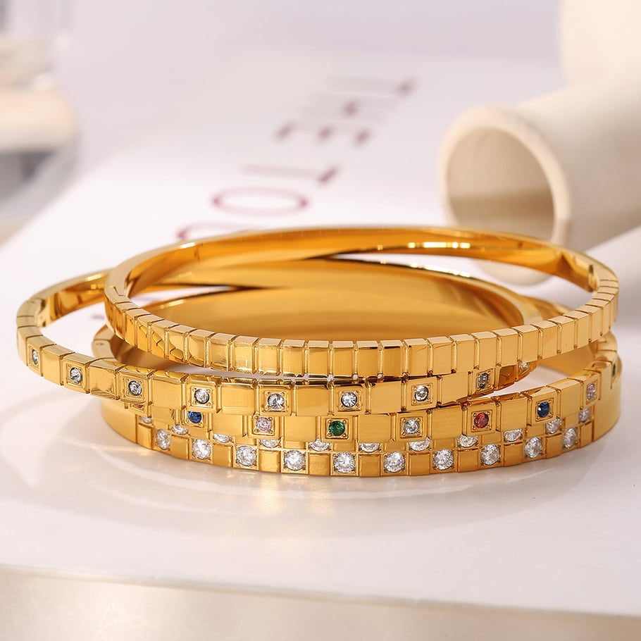 1 Stück Simple Series Klassische geometrische Edelstahl Goldfarben Strass Damen Armreifen Bild4