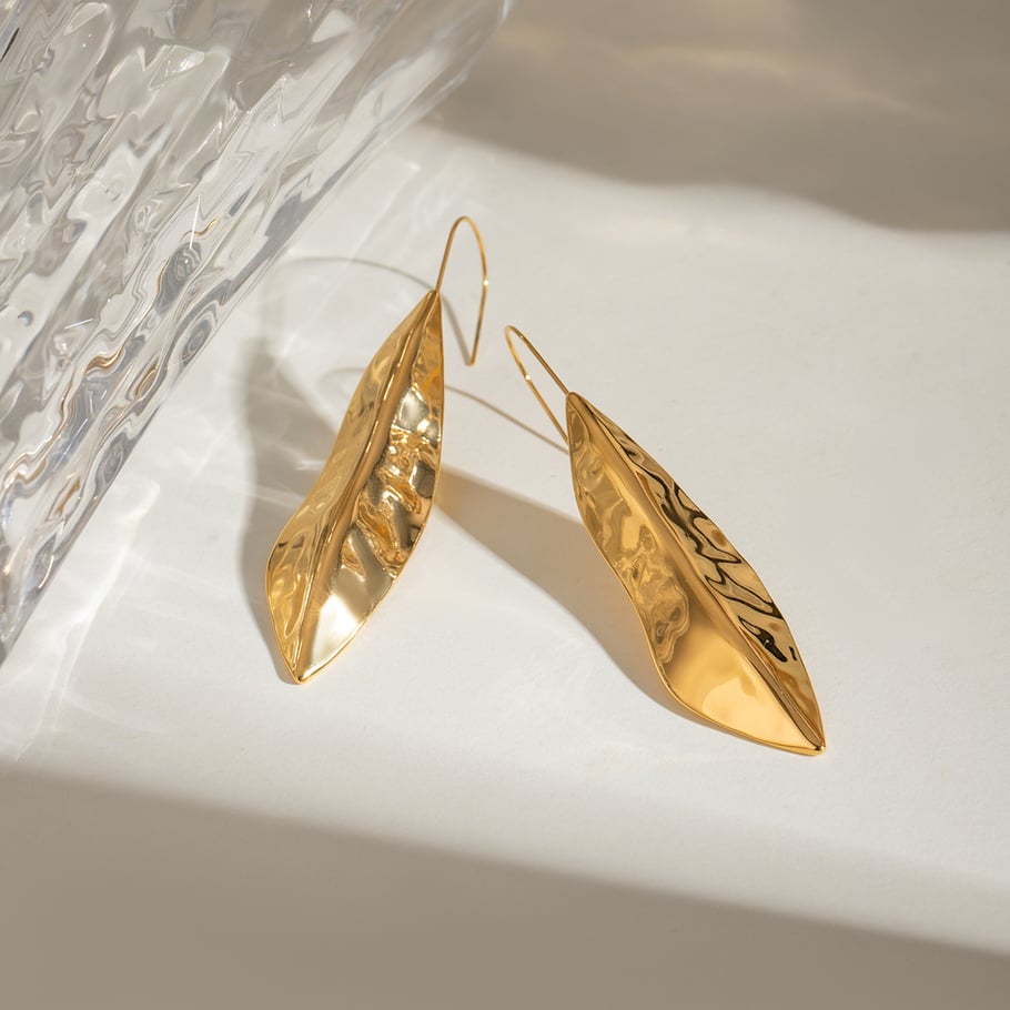 1 Pair Ethnic Series Retro Plant Stainless Steel 18K Gold Plated Women Stud Earrings Picture3