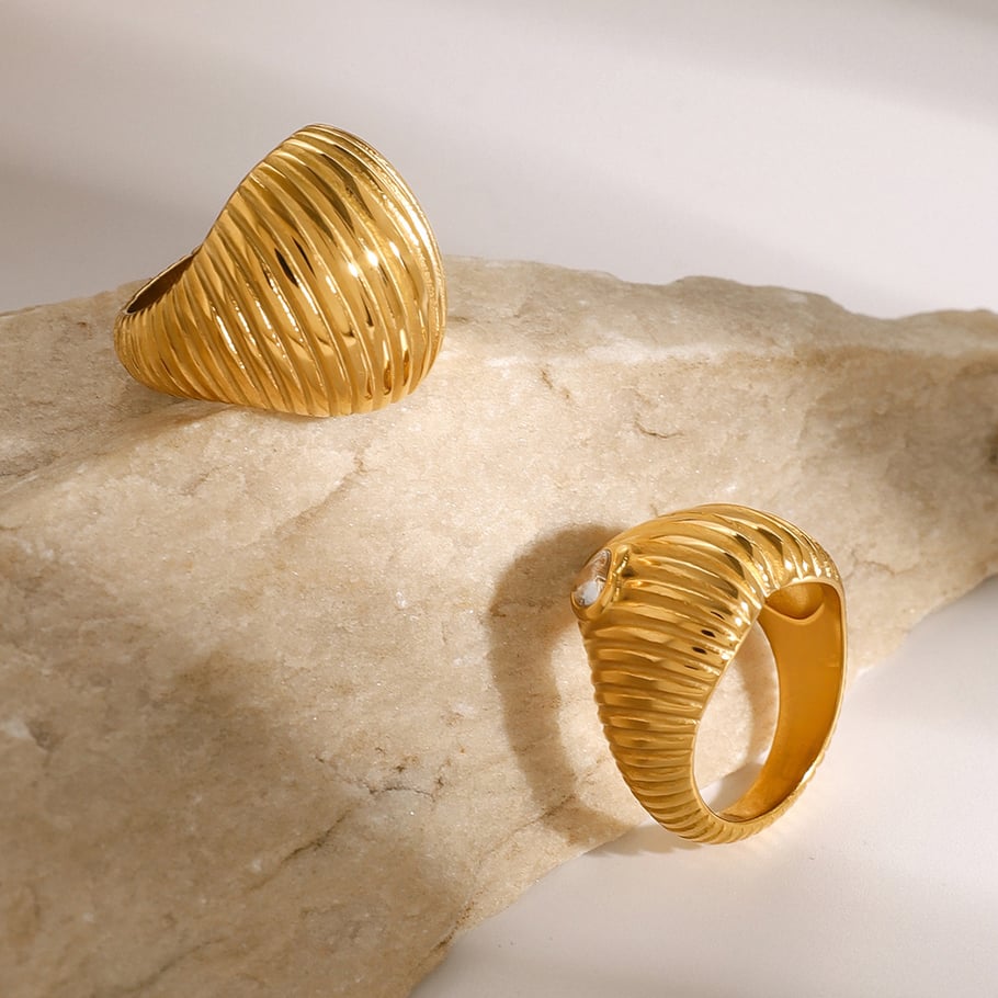 1 Piece Classic Retro Style Conch Shape Stainless Steel 18K Gold Inlay Zircons Women's Single Ring Picture5